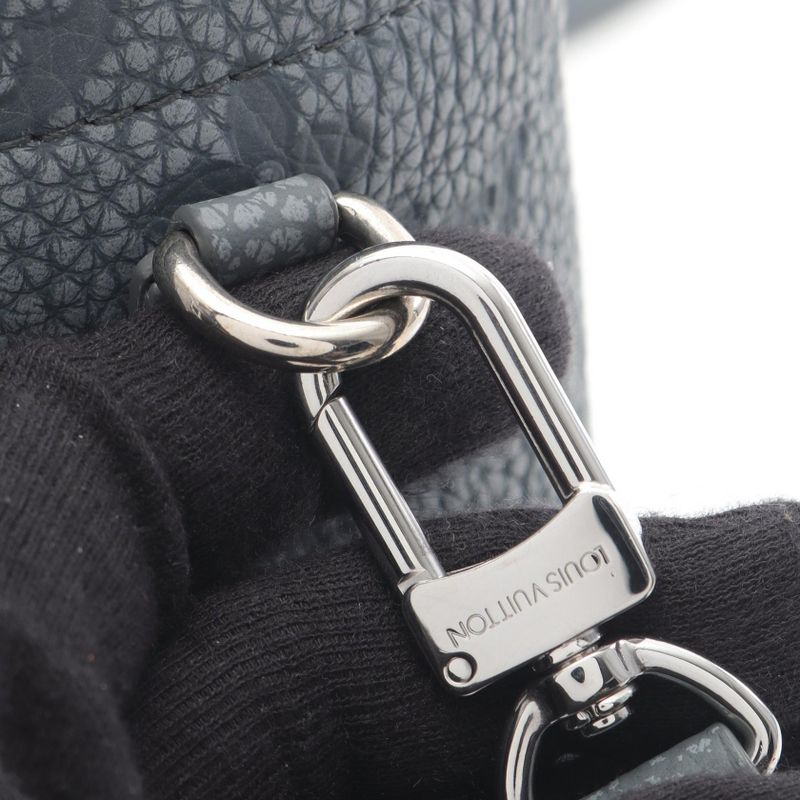 Louis Vuitton Shoulder Bag Chalk Pouch Taurillon Climbing Granite Gray M81572