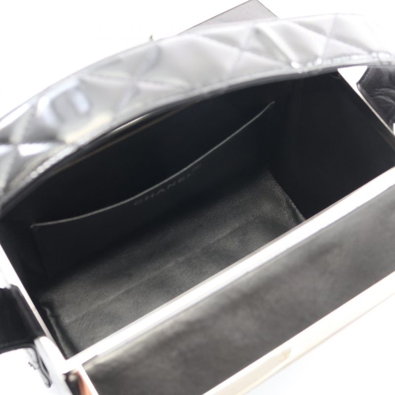 Chanel Handbag Matelasse 06857 Black Patent Leather Vintage Matelasse Handbag