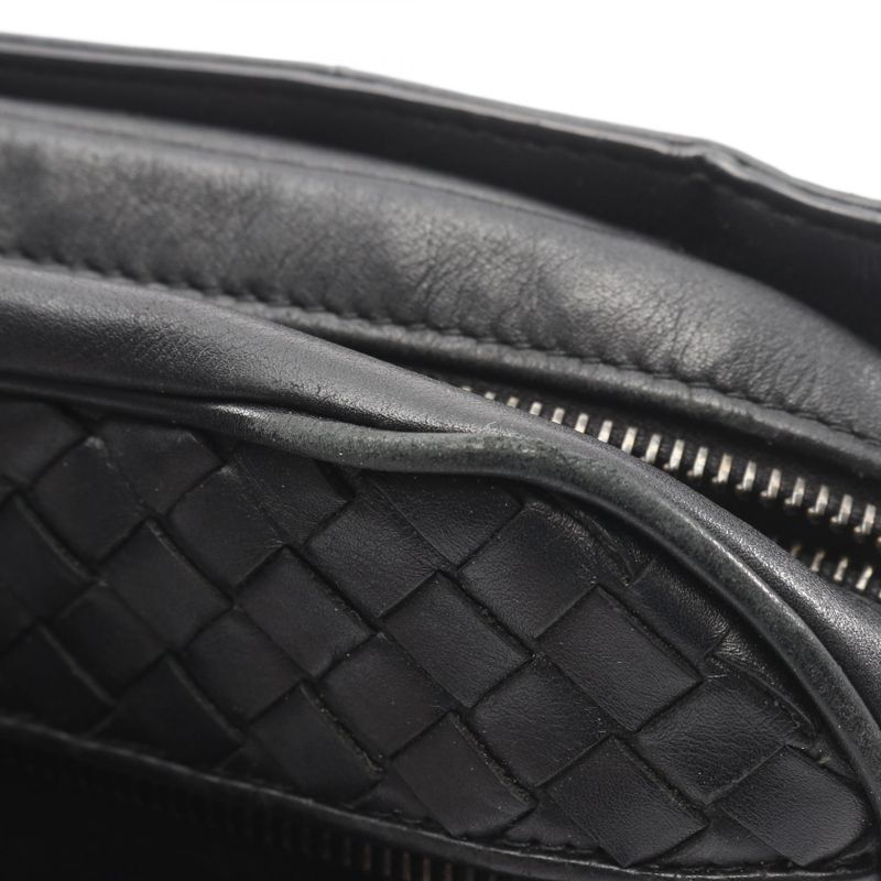 Bottega Veneta Waist Bag Body Bag Intrecciato Black Leather Intrecciato Body
