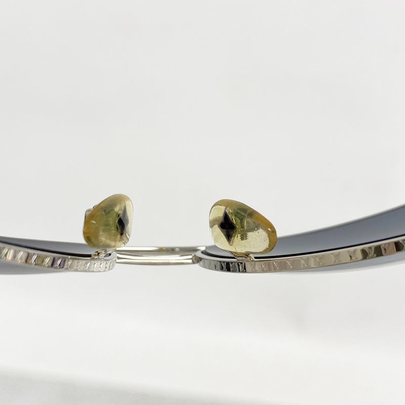 Louis Vuitton Sunglasses Conspiracy Pilot Z0165u Blue Gradient Men Women Unisex