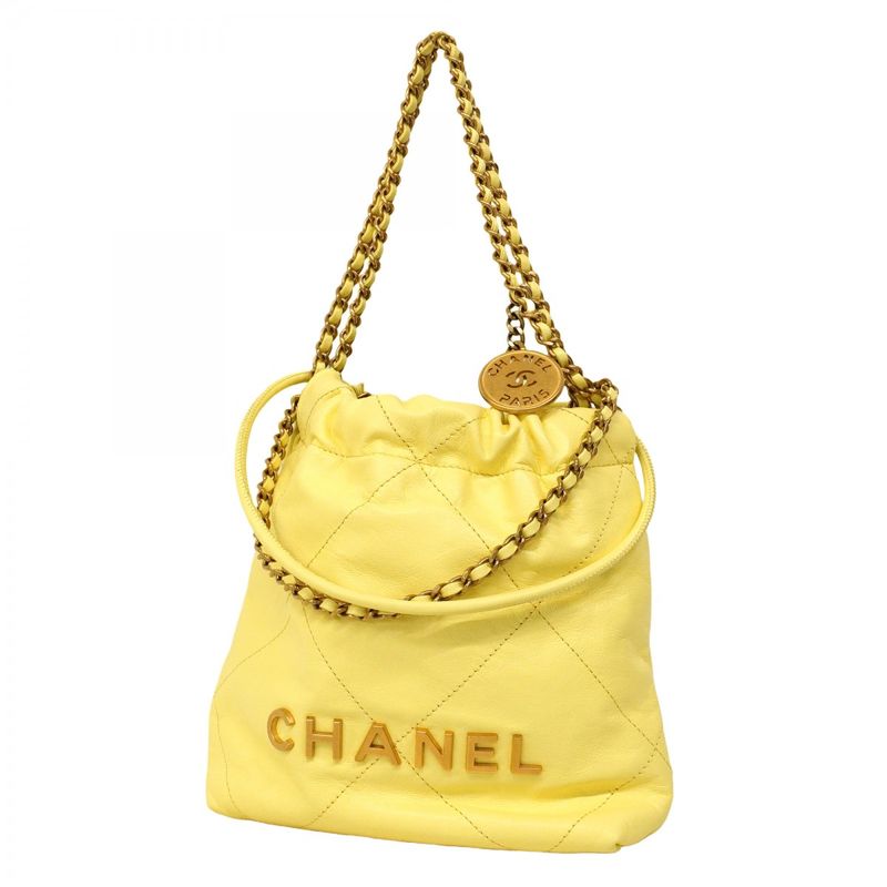 Chanel Shoulder Bag Chanel 22 Calf Yellow Gold Hardware Women