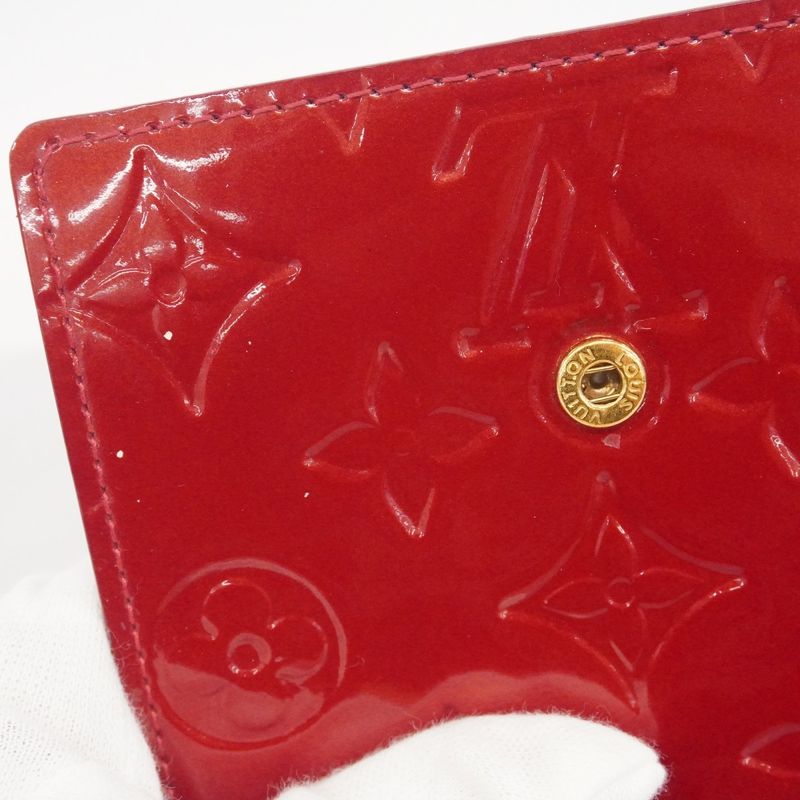 Louis Vuitton Trifold Wallet Vernis Portefeuille Elise M93529 Pomme D'amour