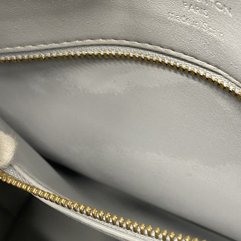 Louis Vuitton Tote Bag Vernis Houston M91053 Gris Women's