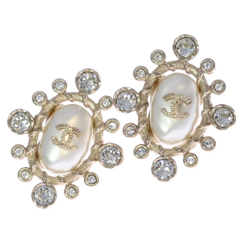Chanel Coco Mark Rhinestone Earrings White And Gold B19C