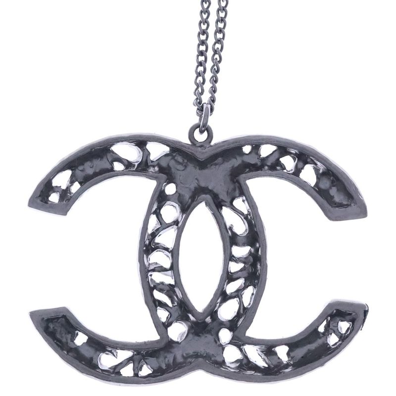 Chanel Coco Mark Camellia Logo Plate Pendant Chain Necklace Silver B14 A