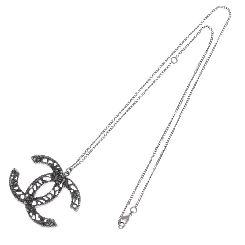 Chanel Coco Mark Camellia Logo Plate Pendant Chain Necklace Silver B14 A