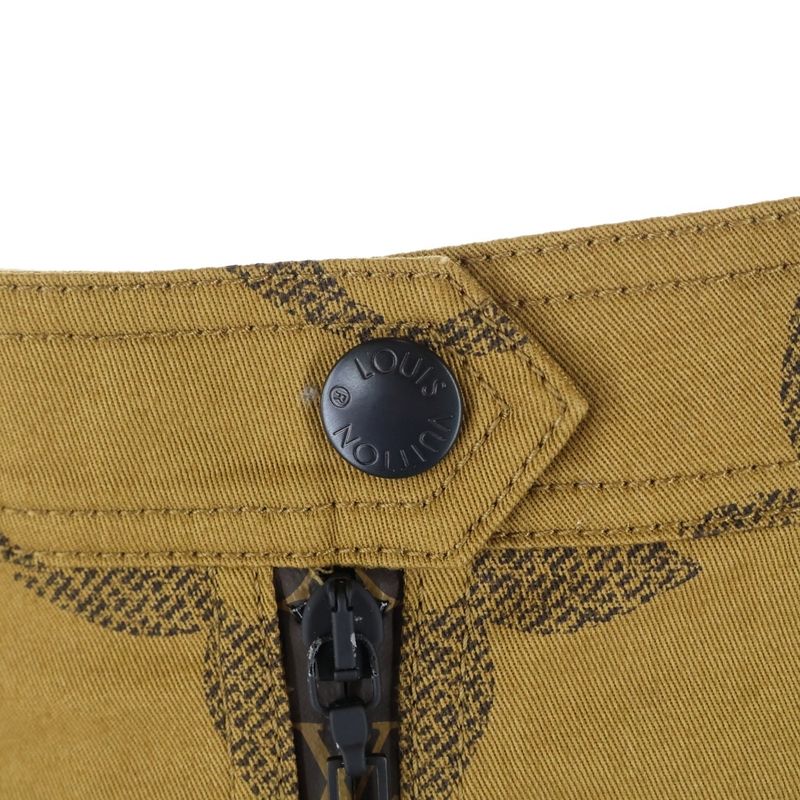 Louis Vuitton 19SS Monogram Giant Reverse Allover Zip Design Mini Skirt Brown