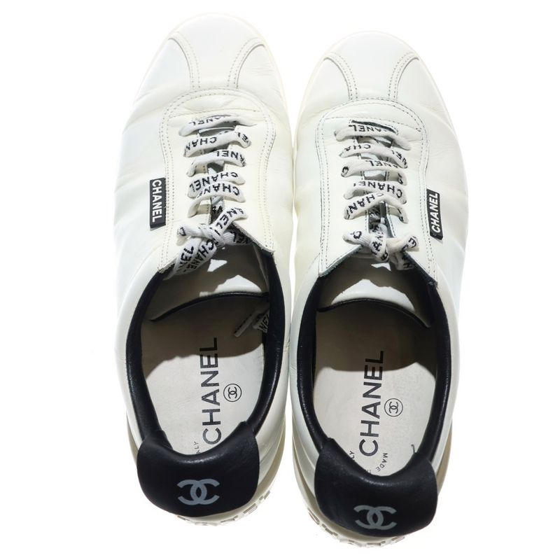 Chanel Coco Mark Calf Leather Low Cut Sneakers White G34145