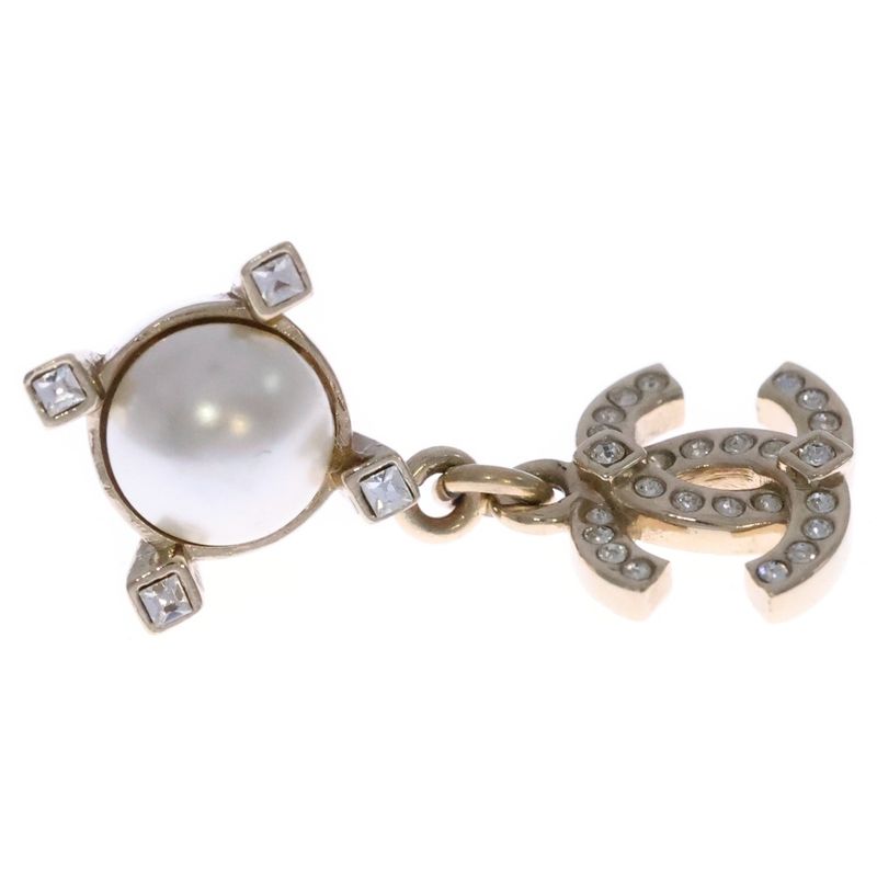 Chanel Coco Mark Faux Pearl Earrings Chien Pan Gold GP B21A