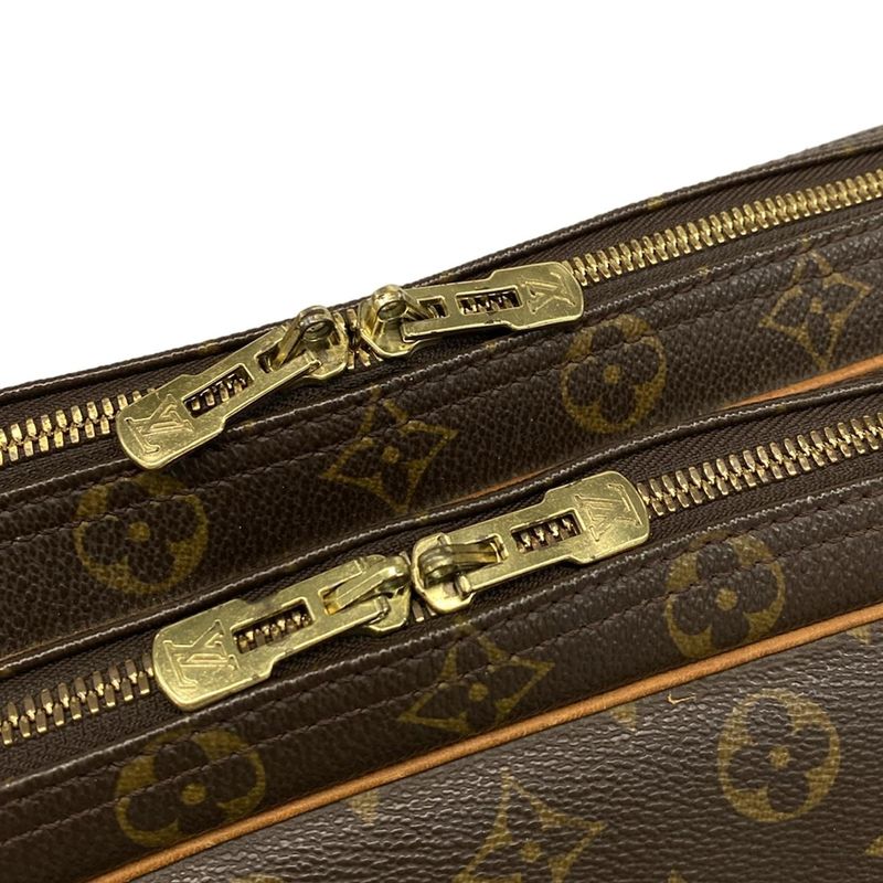 Louis Vuitton Shoulder Bag Monogram Reporter GM M45252 -