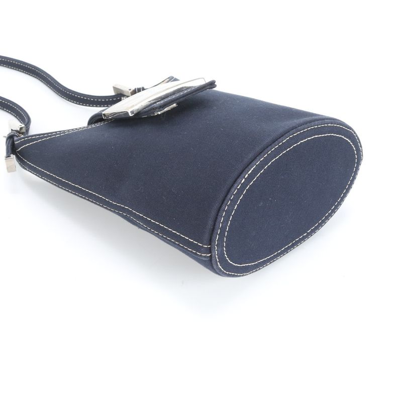 Unused Fendi Mamma Bucket Denim One Shoulder Bag Shoulder Hand Navy Blue