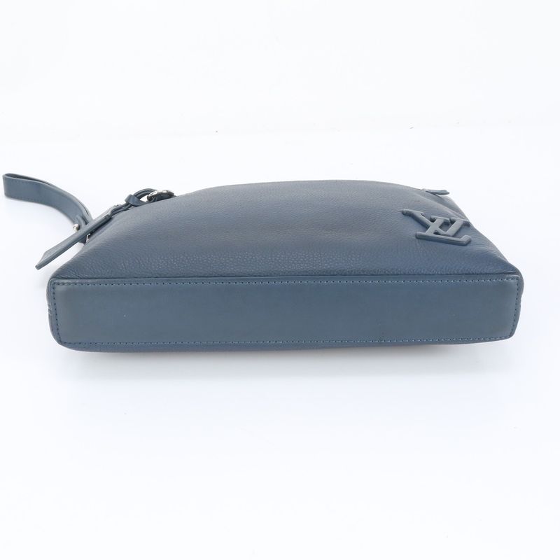 Louis Vuitton LV Aerogram Pochette M81029 Leather Second Bag With RFID Clutch