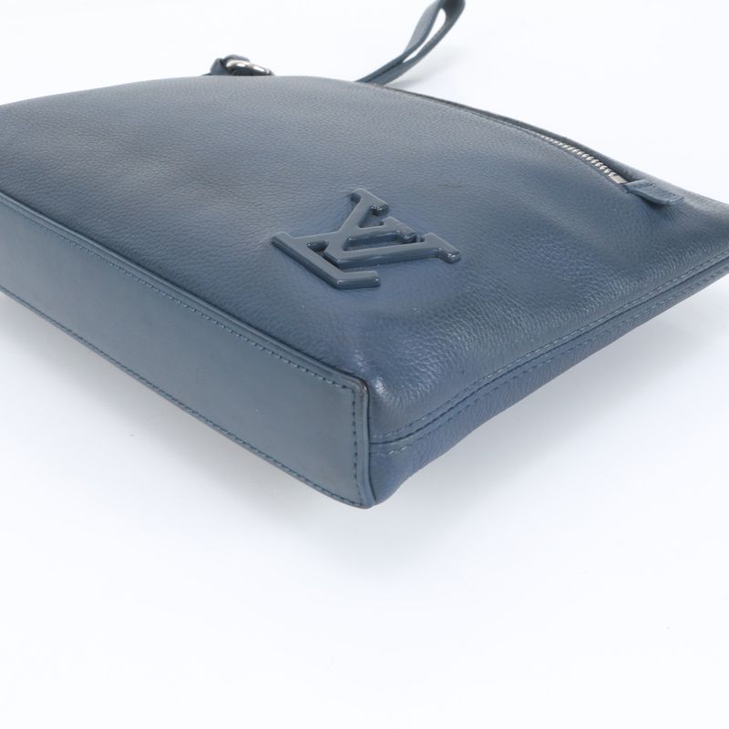 Louis Vuitton LV Aerogram Pochette M81029 Leather Second Bag With RFID Clutch