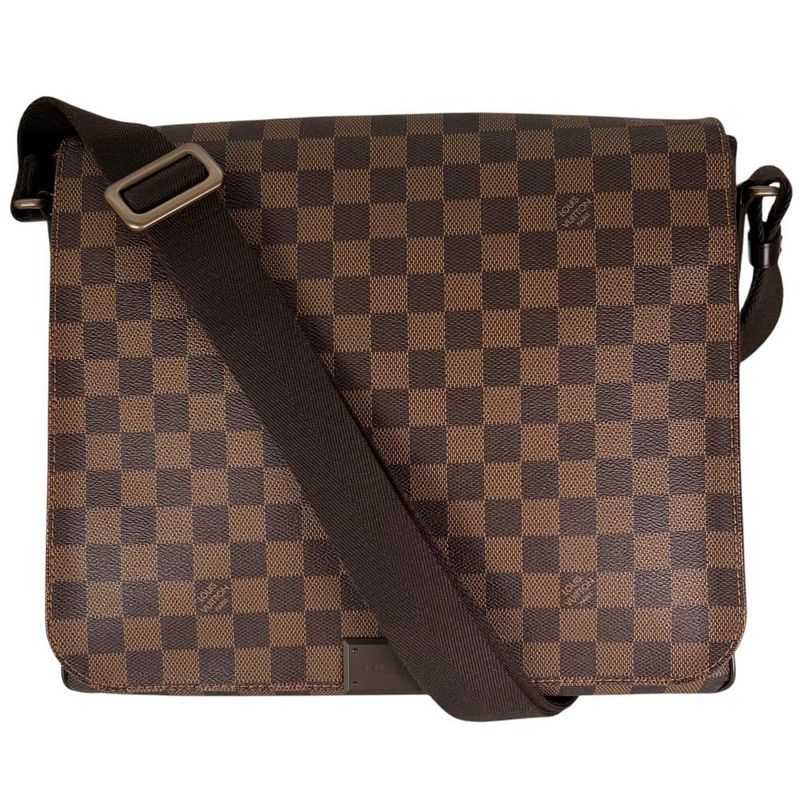 Louis Vuitton Shoulder Bag Unisex Damier District MM Shoulder Crossbody Louis