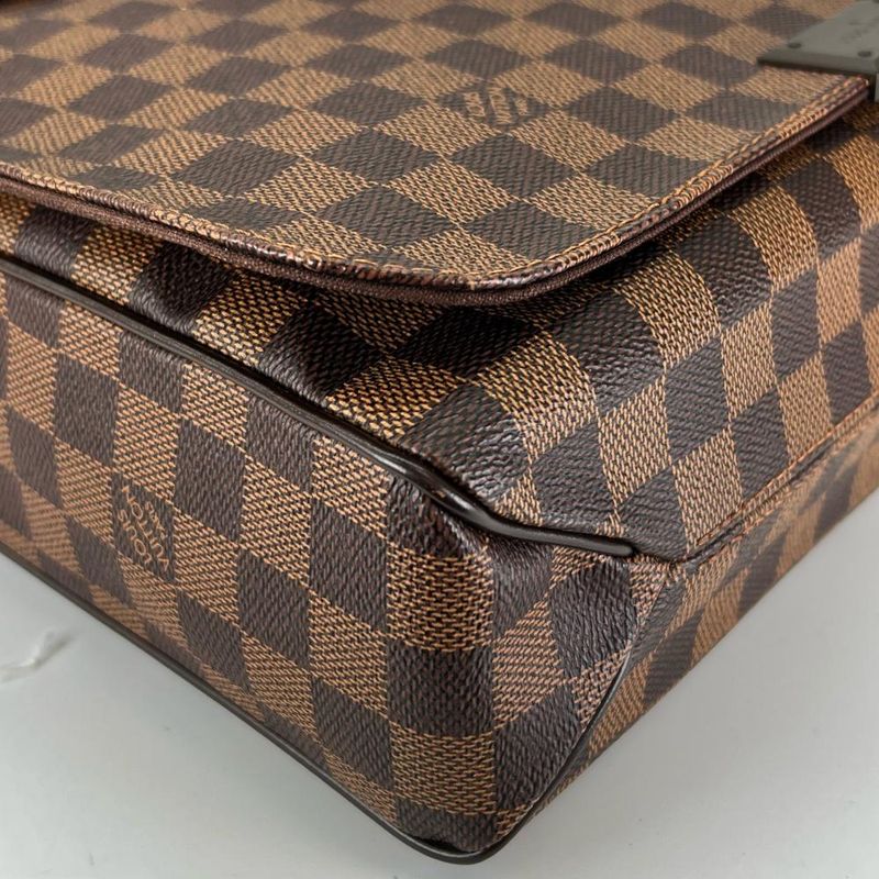 Louis Vuitton Shoulder Bag Unisex Damier District MM Shoulder Crossbody Louis