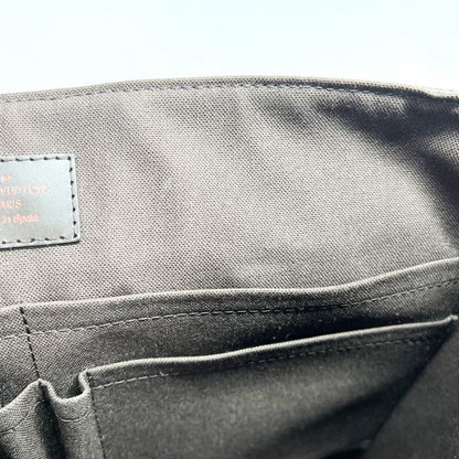 Louis Vuitton Shoulder Bag Unisex Damier District MM Shoulder Crossbody Louis