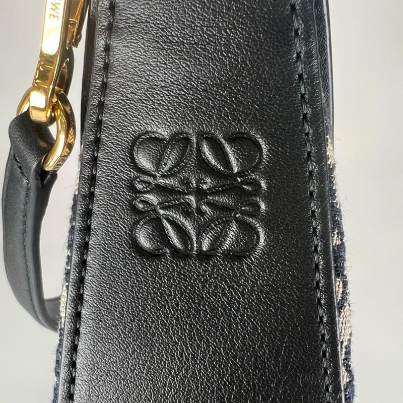 Loewe Handbag Women's Luna Anagram Shoulder Half Moon Total One Shoulder Loewe