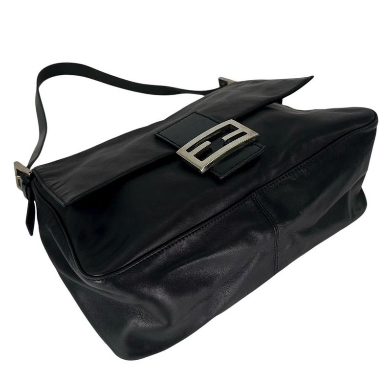 Fendi Handbag Women's Mamma Bucket Shoulder Fendi Leather Black Silver Hardware