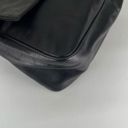 Fendi Handbag Women's Mamma Bucket Shoulder Fendi Leather Black Silver Hardware