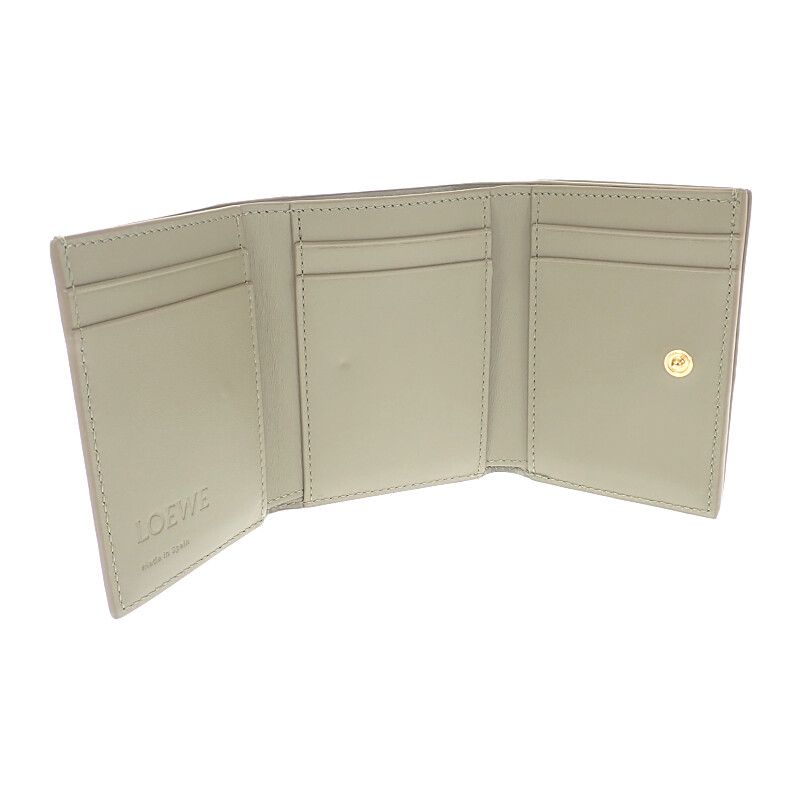 Loewe Puffer Anagram Tri-fold Wallet C821tr2x10 Trifold Wallet Shiny Napa