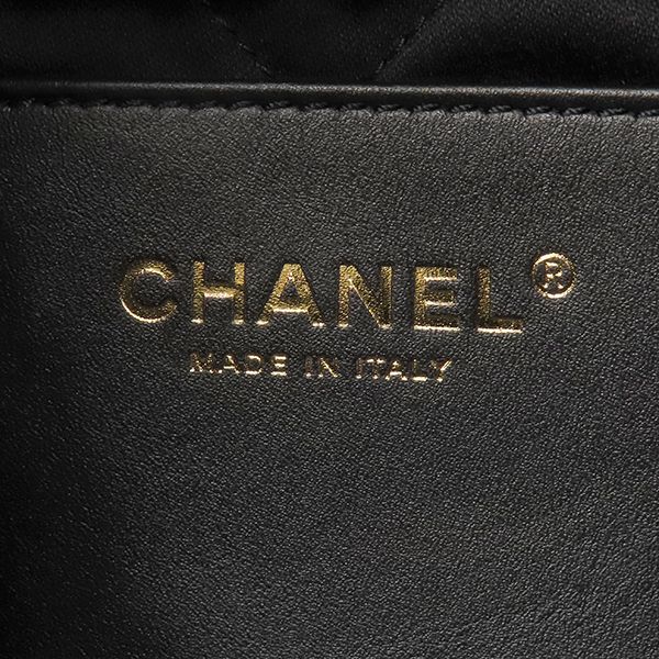 Chanel Shoulder Bag Chanel 22 Mini Leather Chain Shoulder Leather Black Gold
