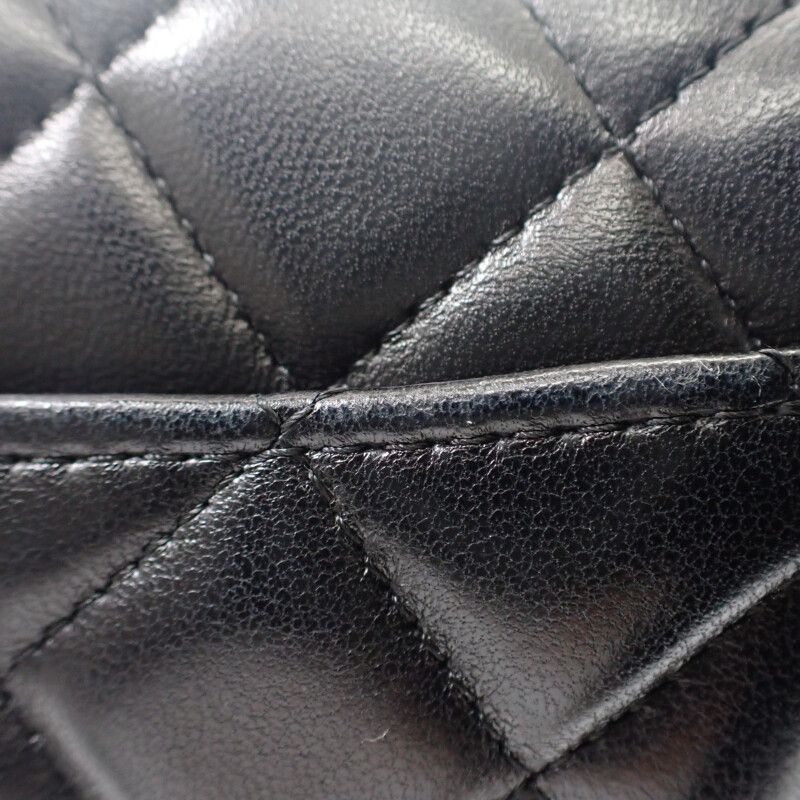 Chanel Mini Classic Handbag A69900-y04059-94305 Shoulder Bag Lambskin Black