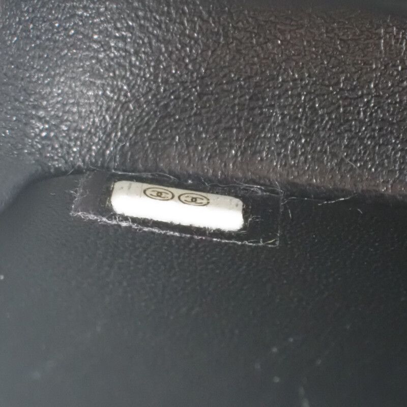 Chanel Mini Classic Handbag A69900-y04059-94305 Shoulder Bag Lambskin Black