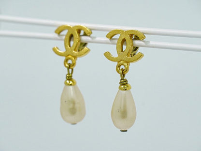 Authentic Chanel Coco Mark Faux Pearl Earrings GP Gold Plated White Coco Mark