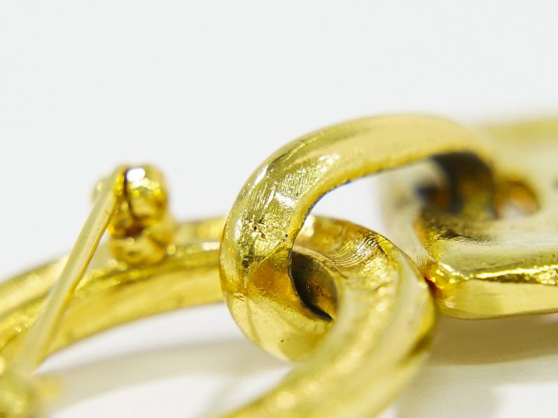 Authentic Chanel 31 Rue Cambon Plate Brooch GP Gold Plated Rue Cambon Accessorie