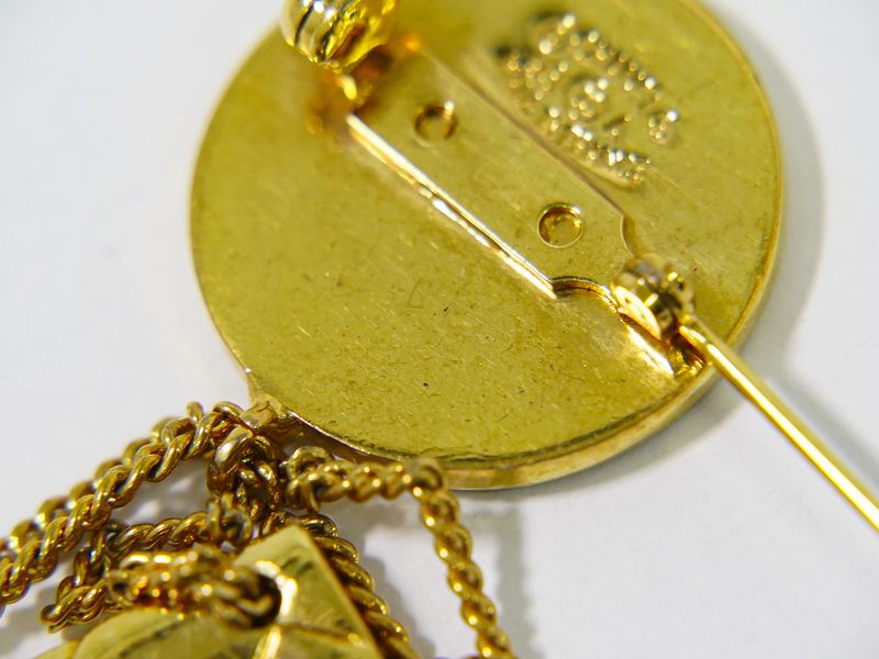 Authentic Chanel 31 Rue Cambon Bag Motif Brooch GP Gold Plated Rue Cambon