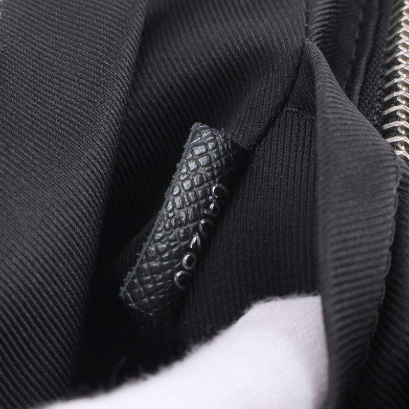 Louis Vuitton Taiga Avenue Sling Bag M30443 Leather Body Bag Crossbody Waist