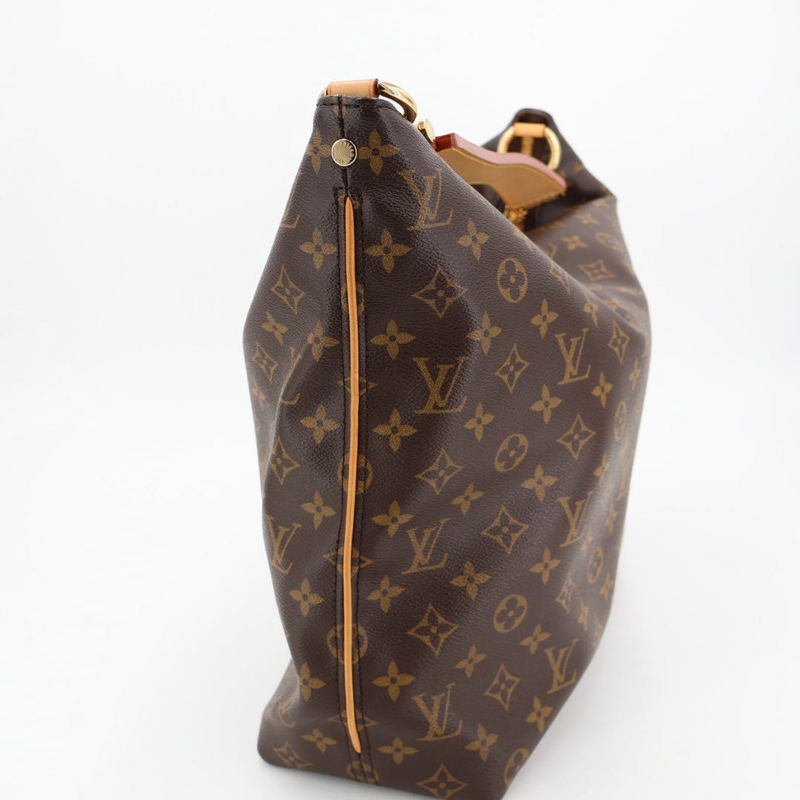 Louis Vuitton Suri MM Monogram Shoulder Bag