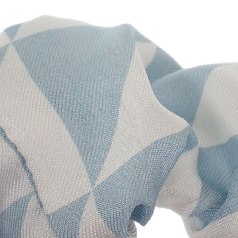Prada Triangle Logo Chou 1if015_2dtp_f0x24 Hair Accessory Silk Blue White