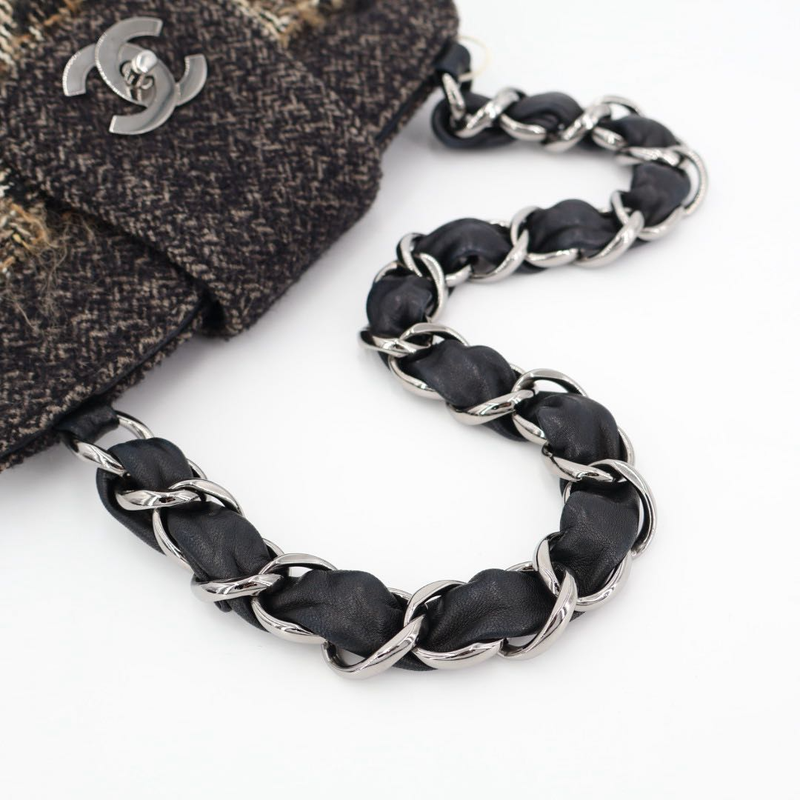 Chanel Coco Mark Tweed And Leather Chain Shoulder Bag