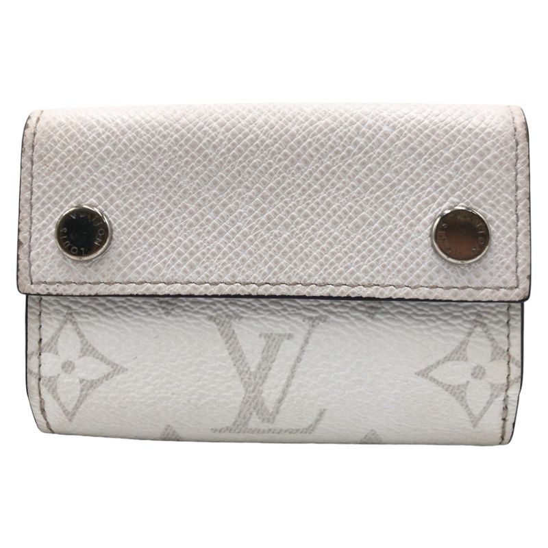 Louis Vuitton Taiga Llama Discovery Compact Wallet Optic White M30899