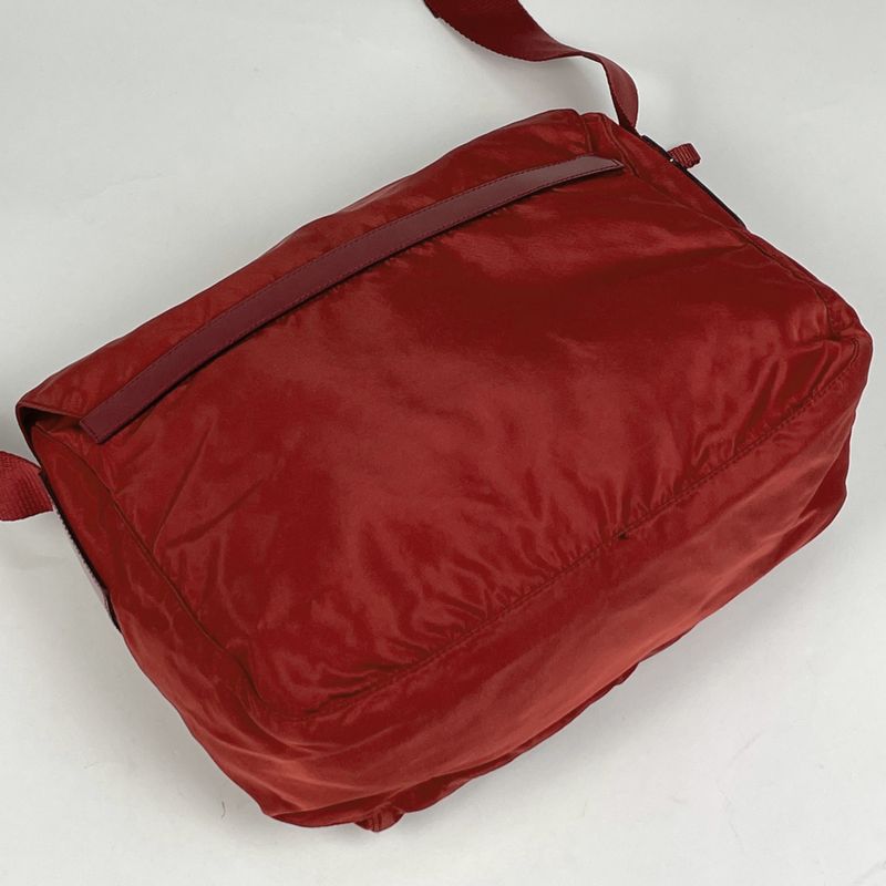 Prada Logo Plate Shoulder Bag Messenger Bag Shoulder Bag Nylon Red B6671 Women