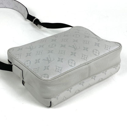 Louis Vuitton Outdoor Messenger PM Crossbody Women's Shoulder Bag Taiga Llama