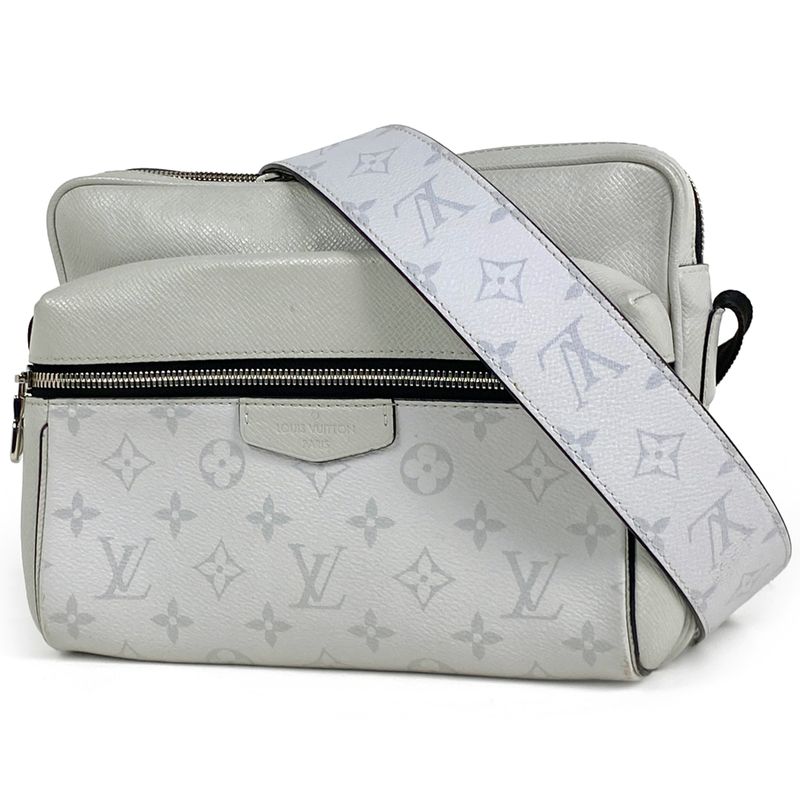 Louis Vuitton Outdoor Messenger PM Crossbody Women's Shoulder Bag Taiga Llama