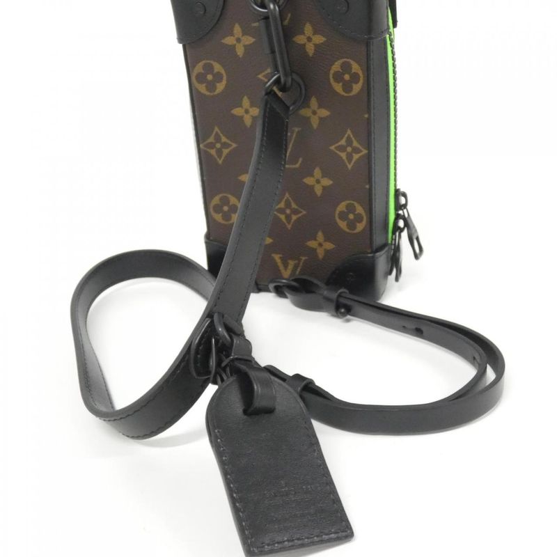 Louis Vuitton Monogram (LV Friends) Soft Trunk Fawn Box M80144 Shoulder Bag