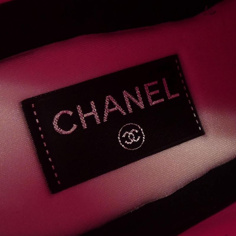 Chanel G33726 Sneakers