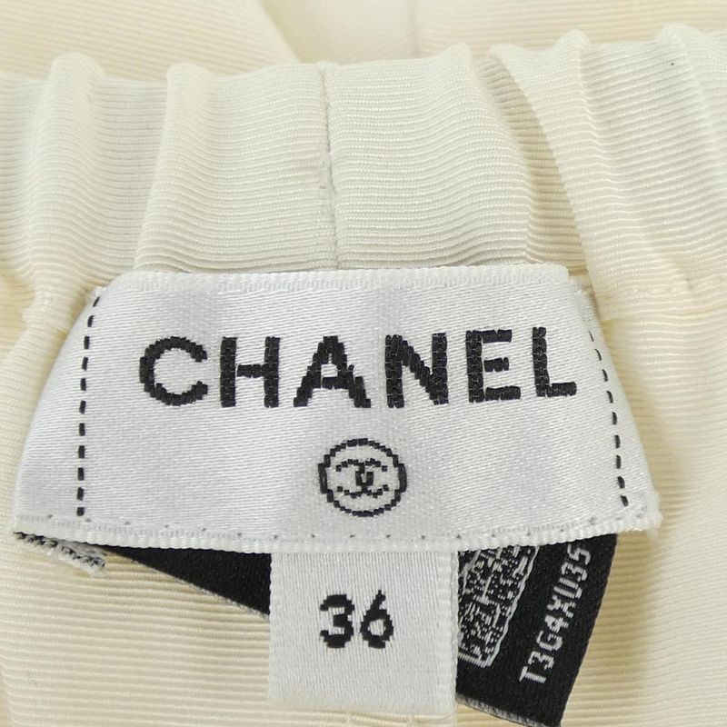 Chanel P74912v65770 Shorts