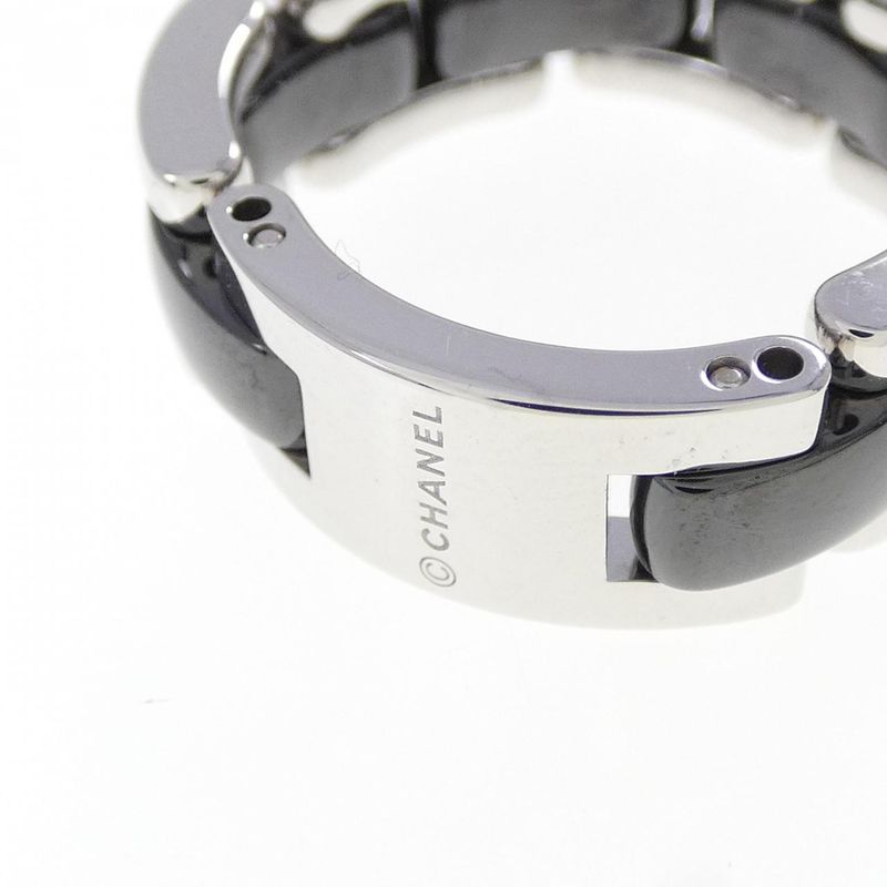 Chanel Ultra Collection Medium Ring