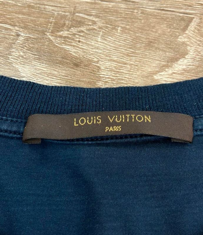 Louis Vuitton Short Sleeve T-shirt Logo Print Men's SIZE M Louis Vuitton