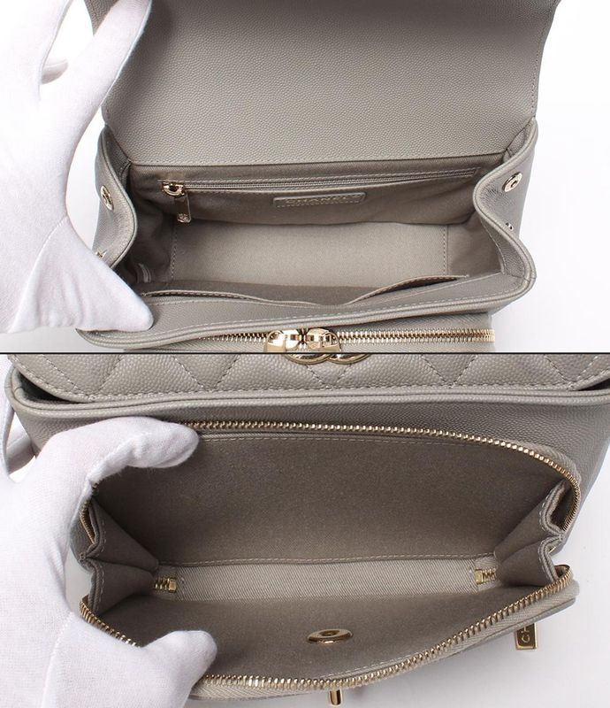 Chanel Chain Shoulder Bag Shoulder Crossbody Gold Hardware Matelasse Caviar