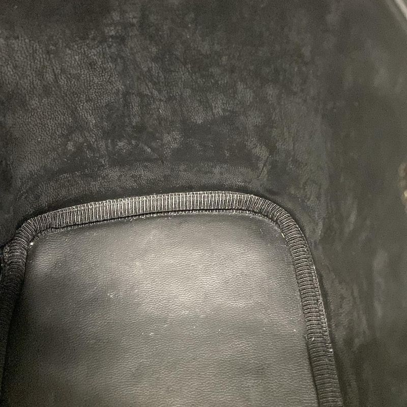 Chanel Vanity Bag - A01998 X01503 94305 Black Gold Hardware