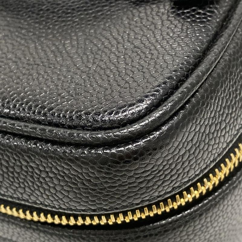 Chanel Vanity Bag - A01998 X01503 94305 Black Gold Hardware