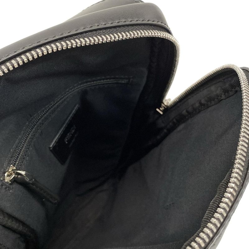 Fendi One Shoulder Bag - 7vz033 Black Brown And Red Leather