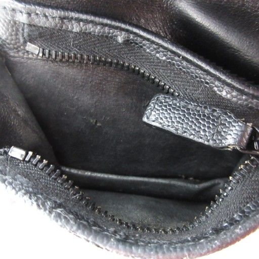 Yves Saint Laurent YVES Saint Laurent Cassandra Fold Wallet Logo V Stitching