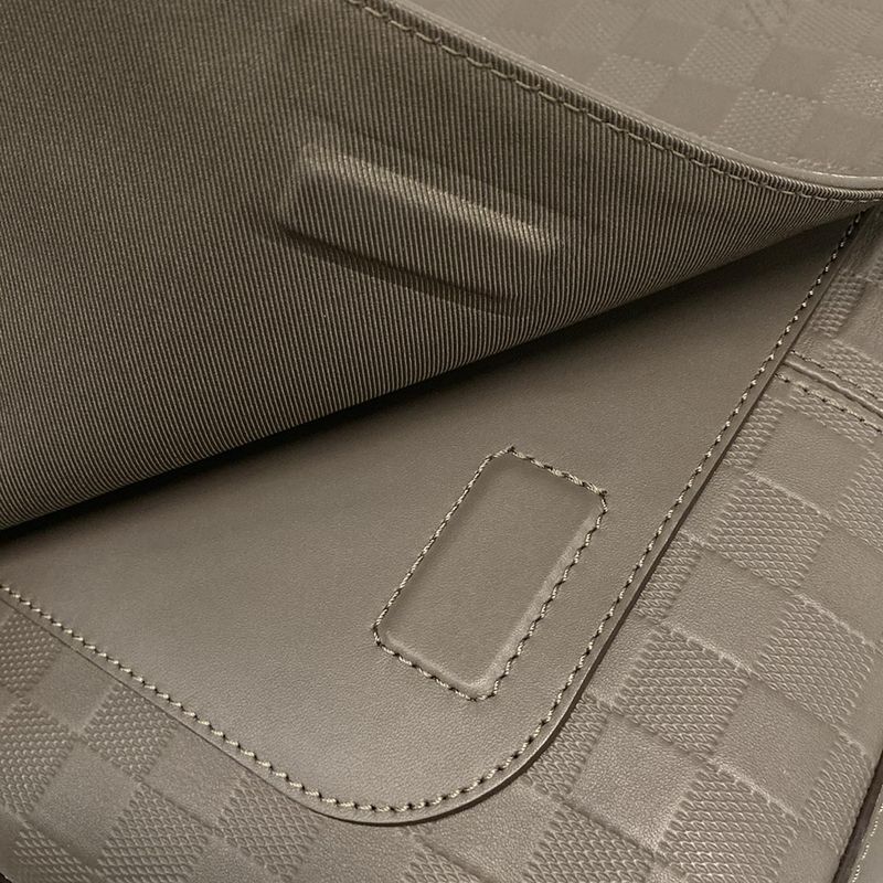 Louis Vuitton Shoulder Bag Damier Infini District PM N41485 Grani