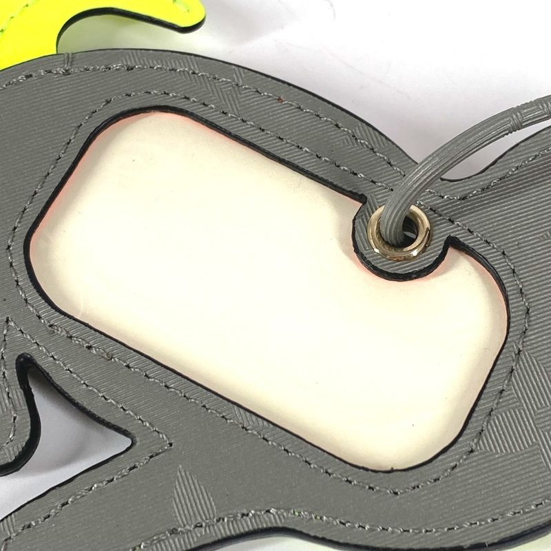 Louis Vuitton Charm Porte-addresse Dog M63280 Gray